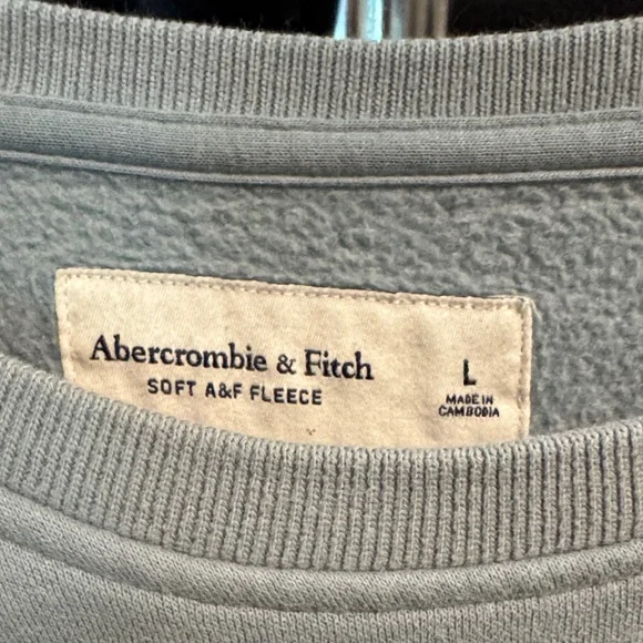 Abercrombie & Fitch Sky Blue Crewneck Fleece - Picture 2 of 4